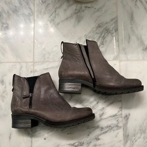 Women’s Dromedaris booties